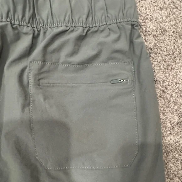 Calia Sage Green Cropped Jogger Pants Size Small Athleisure - Picture 4 of 5